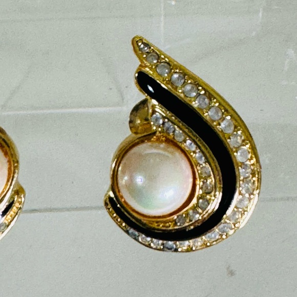 80s Vintage Dior Comma clip on Earrings - Picture 3 of 6